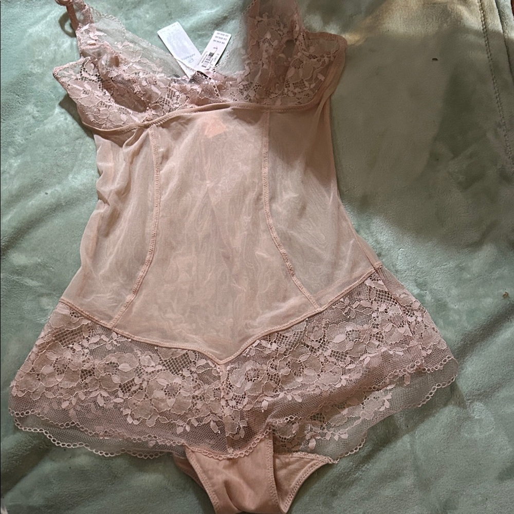 Lace-Accented Women's Teddy in Cream.